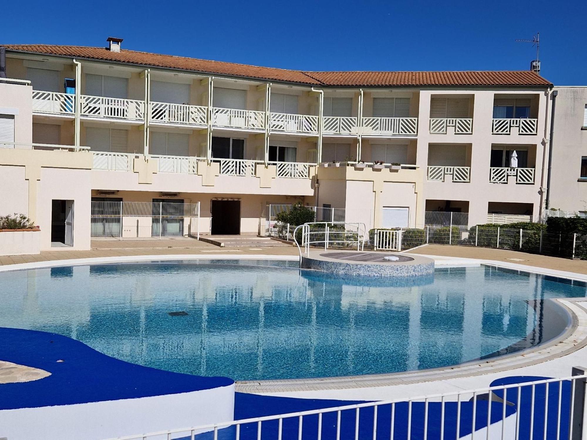 Chatelaillon-Plage Centre-Ville: Apt 4 Pers, Balcon, Parking, Piscine, Wifi - Fr-1-706-21 Eksteriør bilde